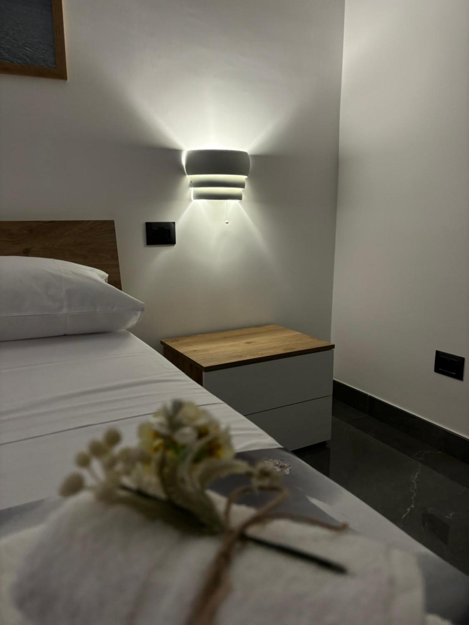Louis Helen Apartment Неаполь Экстерьер фото