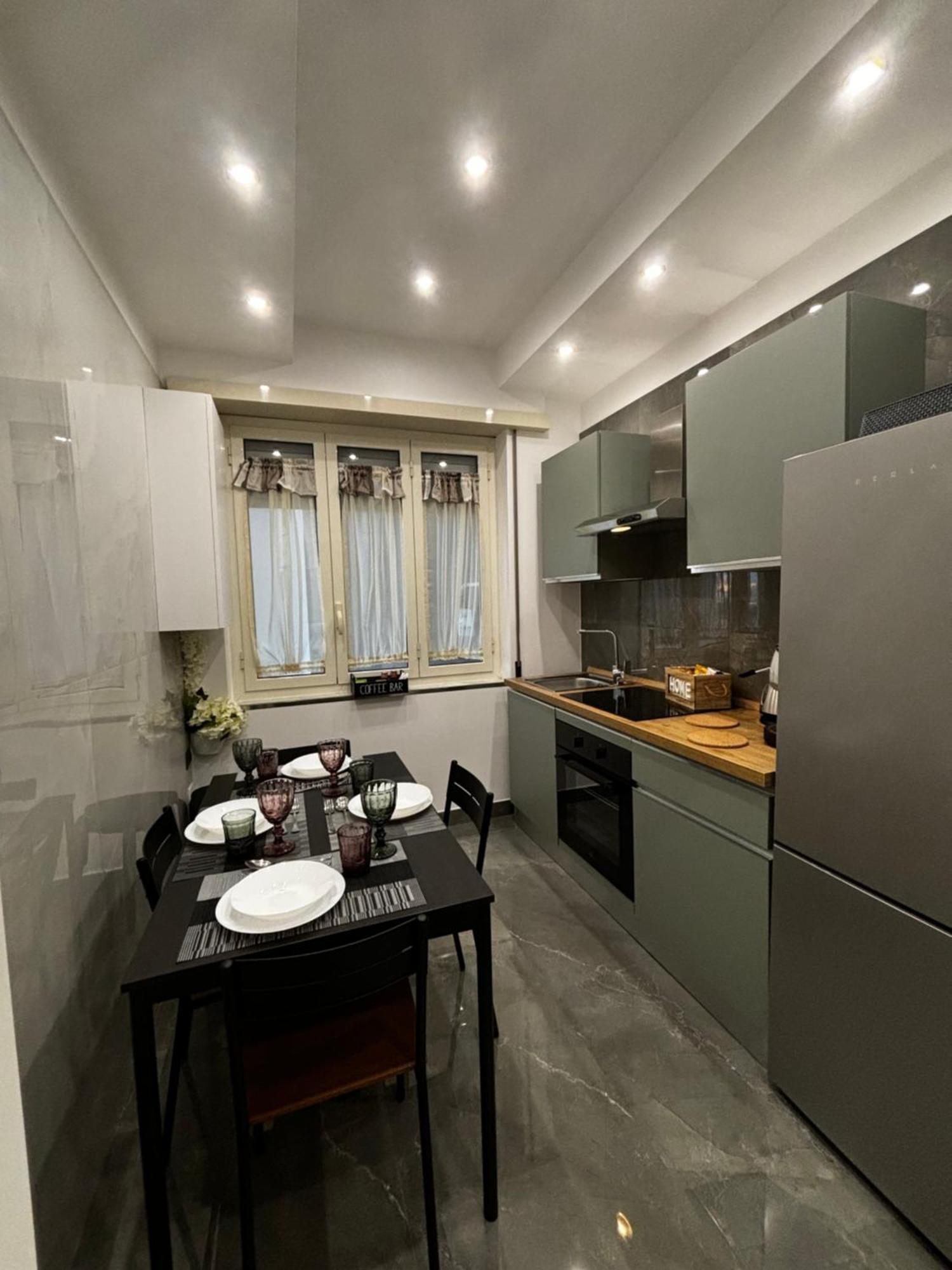 Louis Helen Apartment Неаполь Экстерьер фото