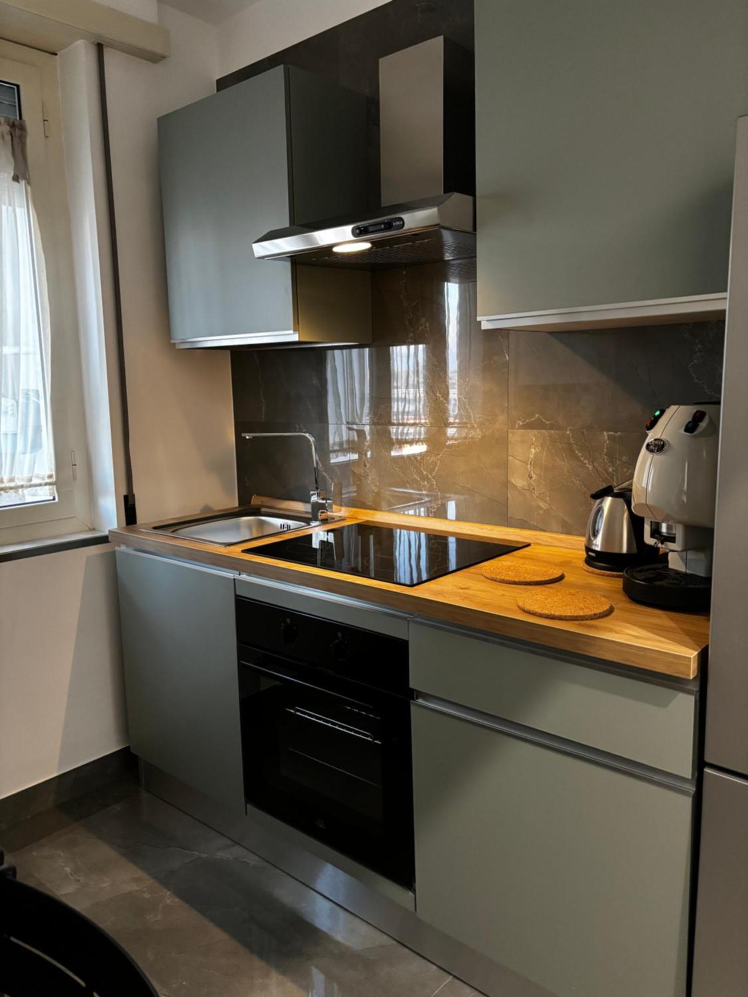Louis Helen Apartment Неаполь Экстерьер фото
