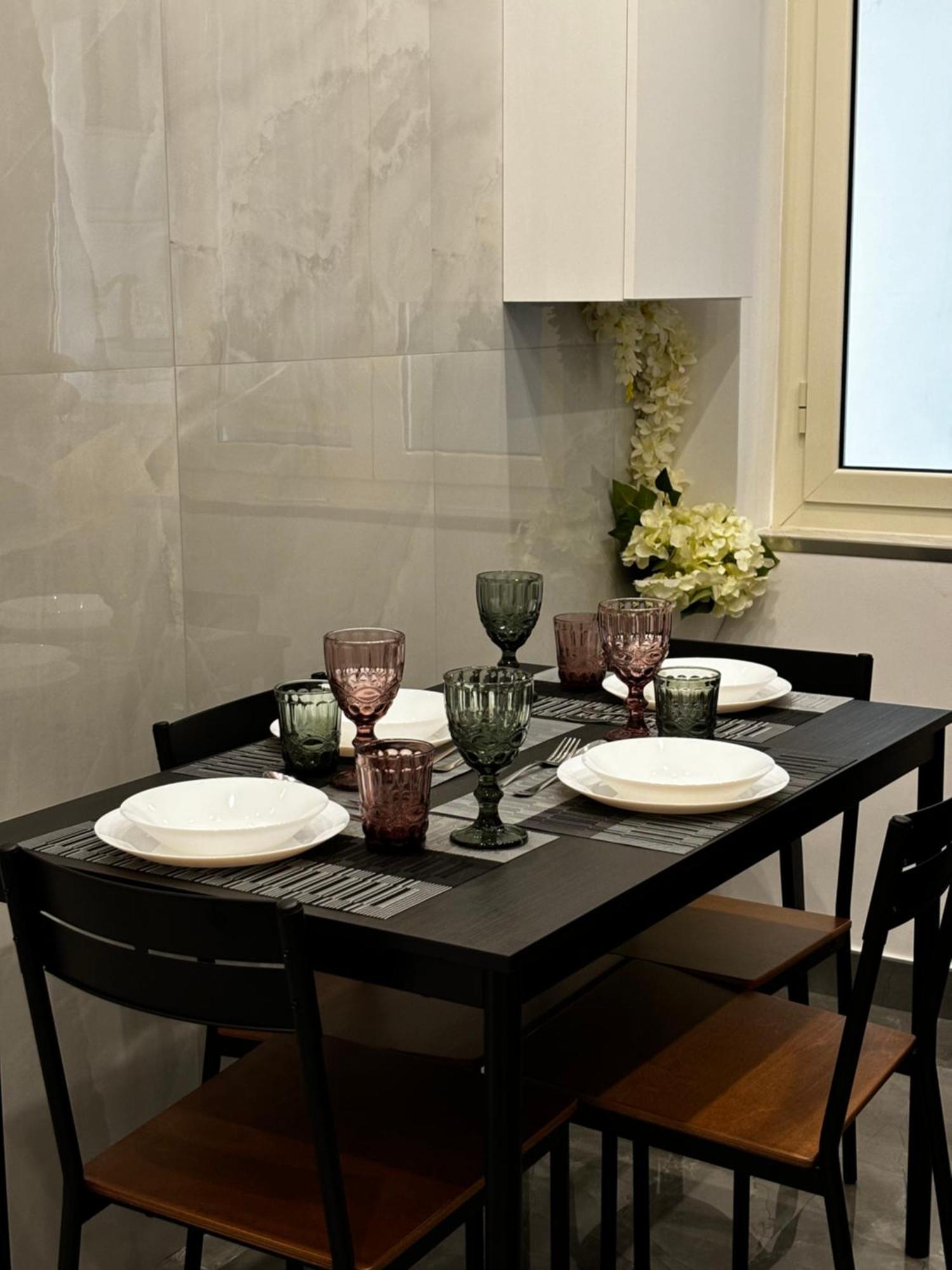 Louis Helen Apartment Неаполь Экстерьер фото