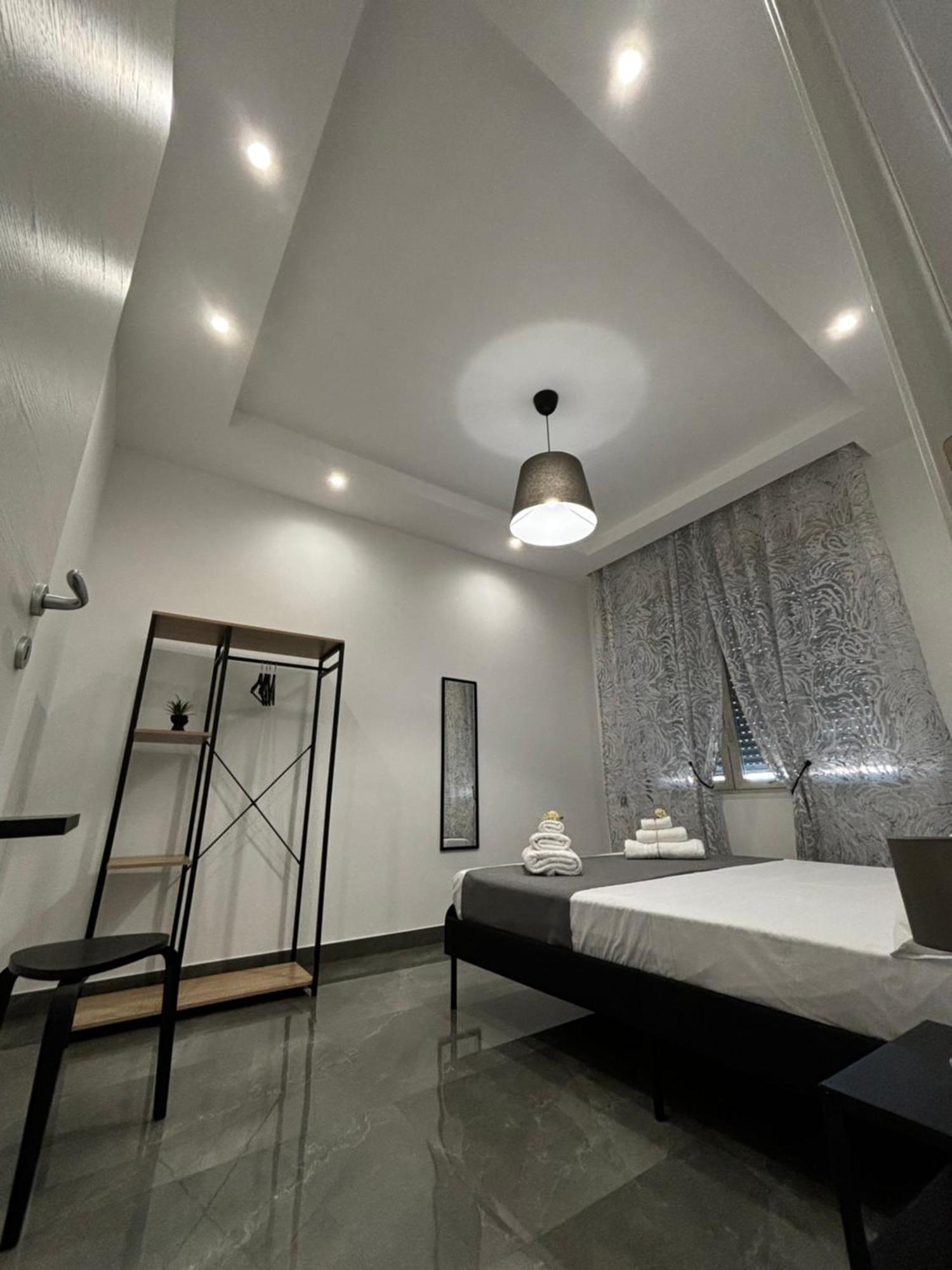Louis Helen Apartment Неаполь Экстерьер фото